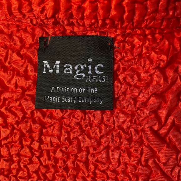 Fun Red Jacket - Picture 5 of 5